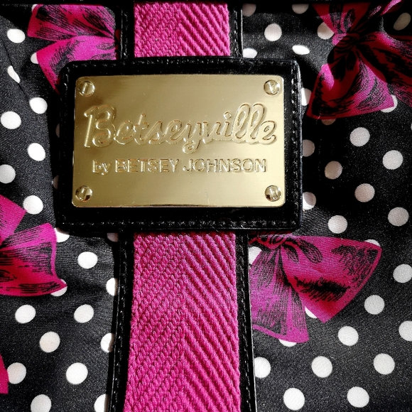 Betsey Johnson Clutch - Picture 3 of 3